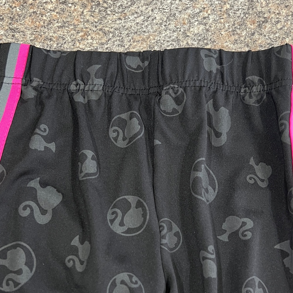 Barbie Stylish Kids Black and Pink Track Pants - Size S 6/7 - Picture 3 of 6